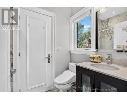 83 Stormont Avenue, Toronto, ON M5N2C3 Photo 27