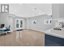 83 Stormont Avenue, Toronto, ON M5N2C3 Photo 33