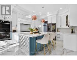 Kitchen - 83 Stormont Avenue, Toronto, ON M5N2C3 Photo 8