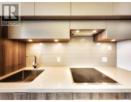 5012 - 8 Eglinton Avenue E, Toronto, ON M4P0C1 Photo 10