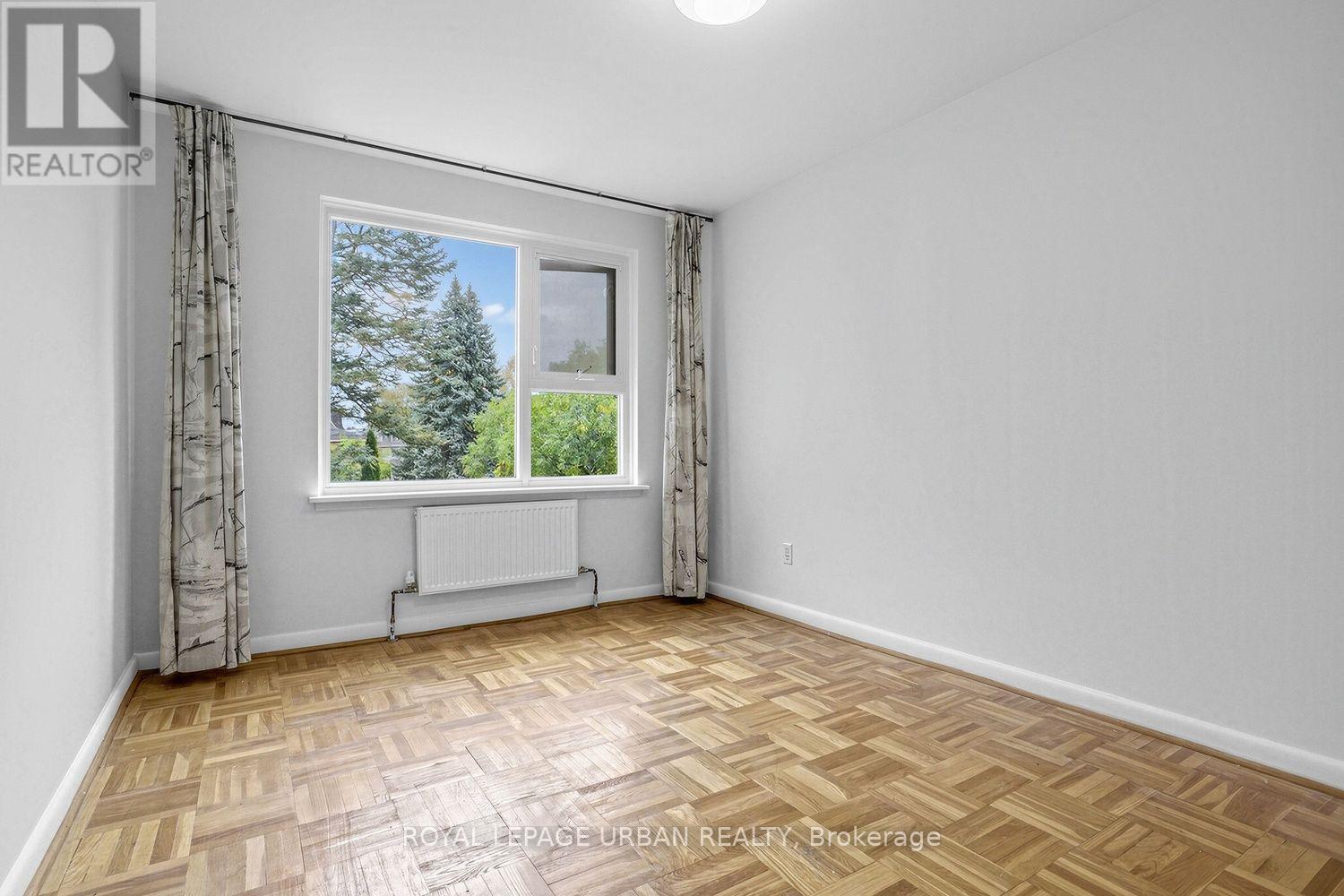 17- 8 Corinth Gardens, Toronto, ON photo 16