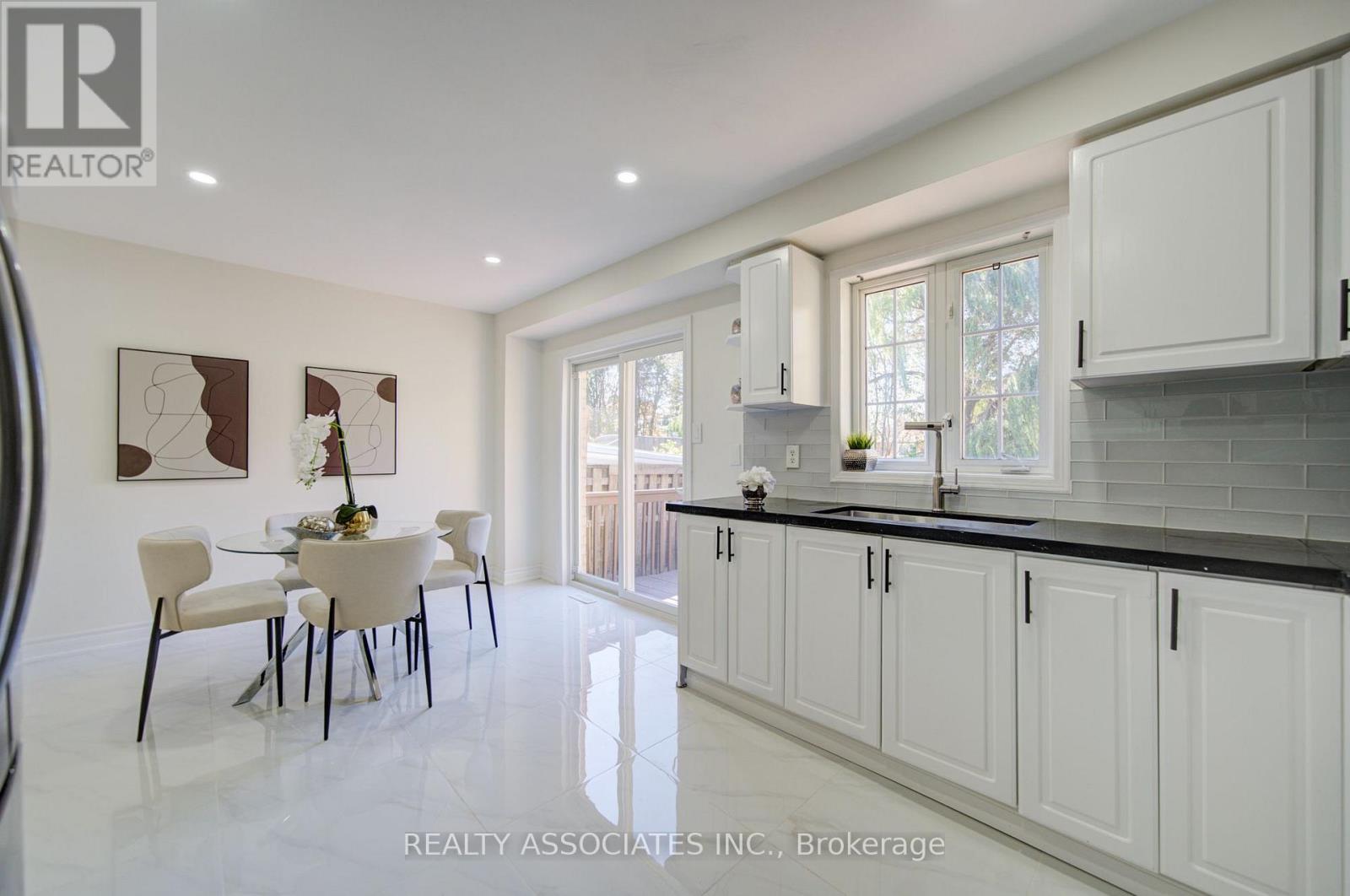 71 Highhill Drive, Toronto, ON photo 16