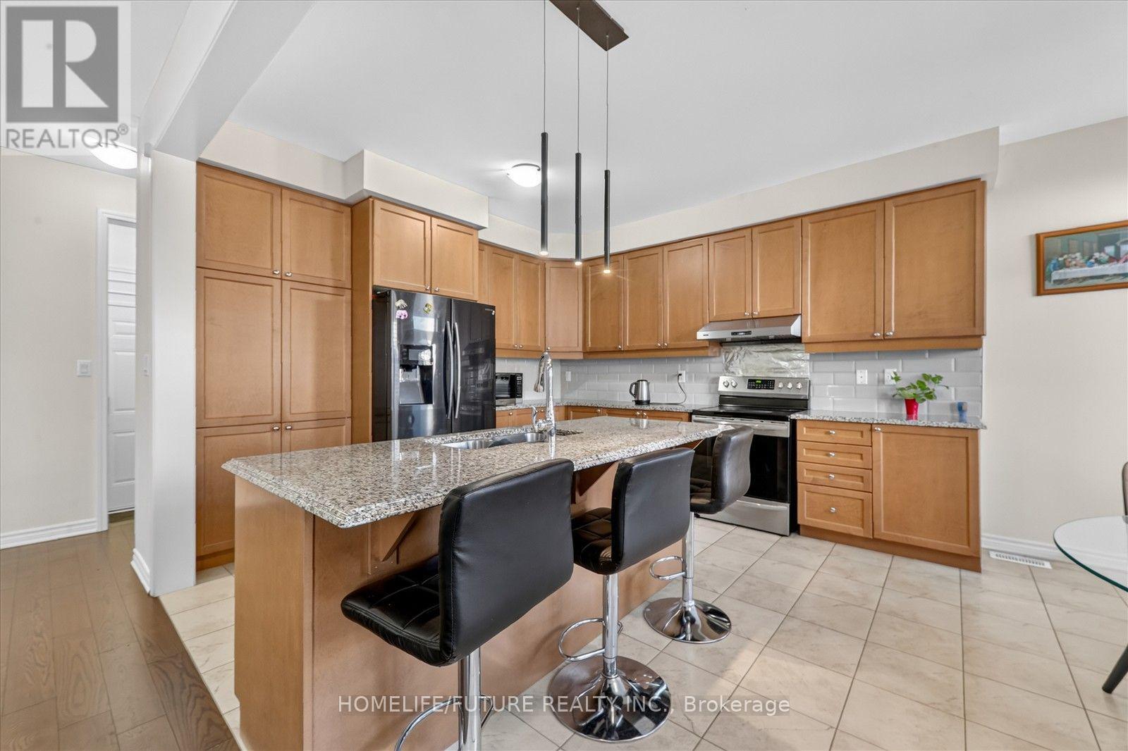 130 Westfield Drive, Whitby, ON photo 12