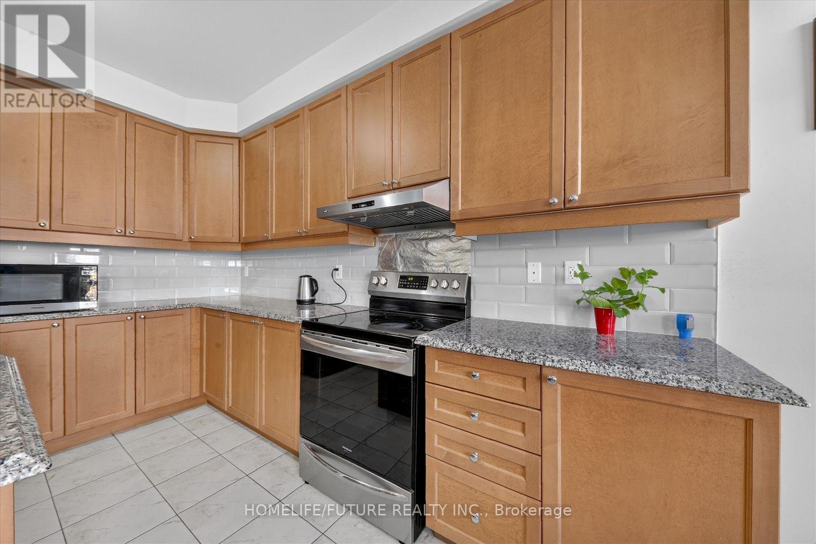 130 Westfield Drive, Whitby, ON photo 14