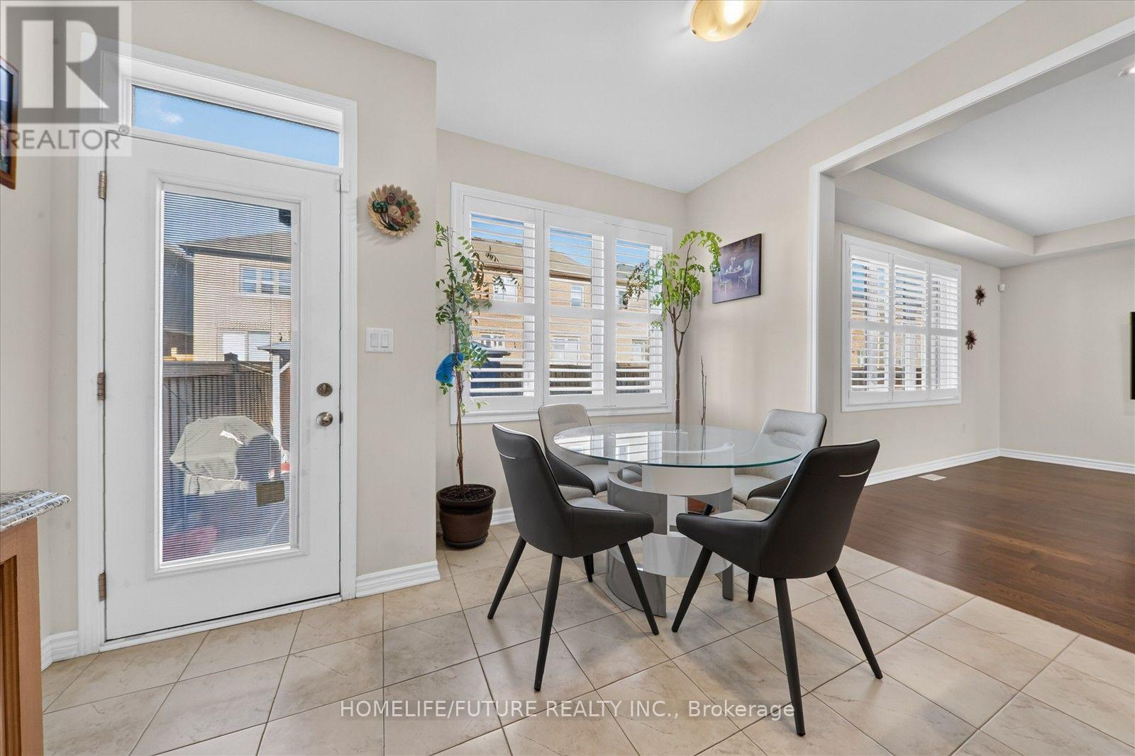 130 Westfield Drive, Whitby, ON photo 16