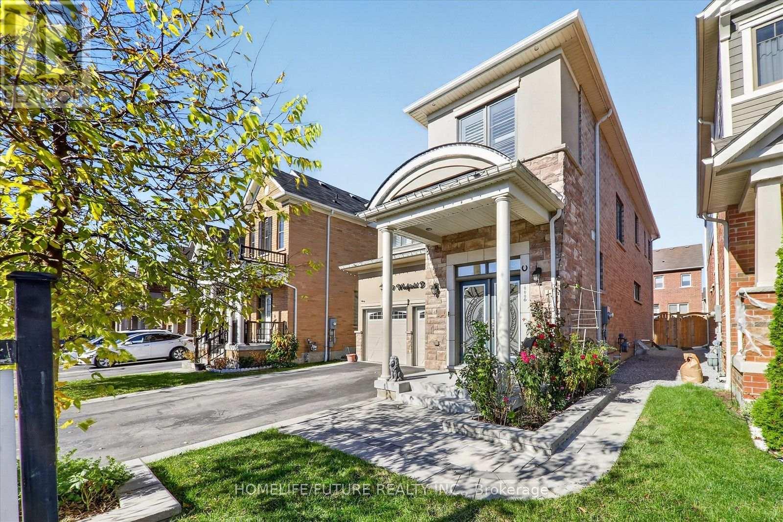 130 Westfield Drive, Whitby, ON photo 2