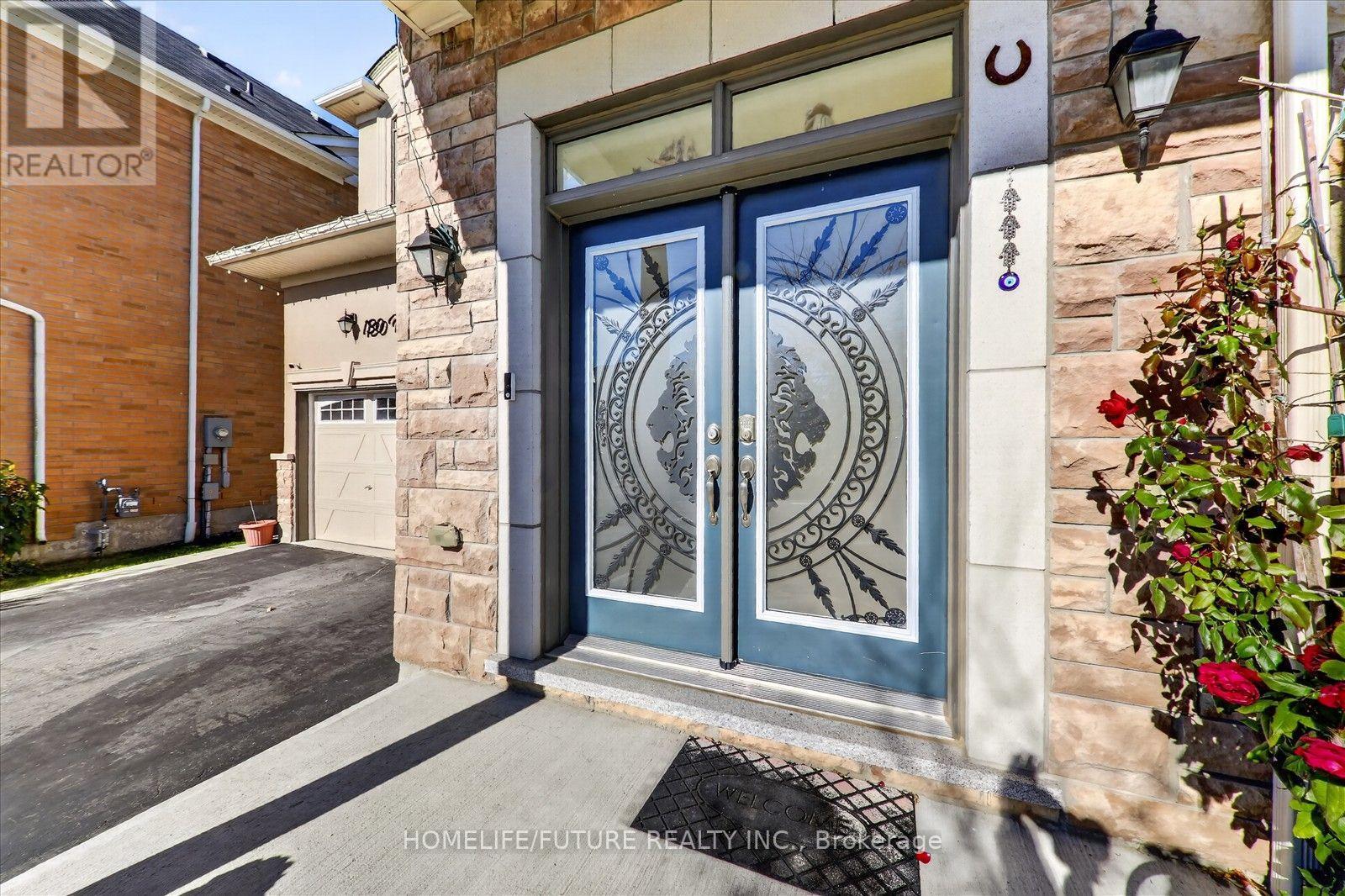 130 Westfield Drive, Whitby, ON photo 5
