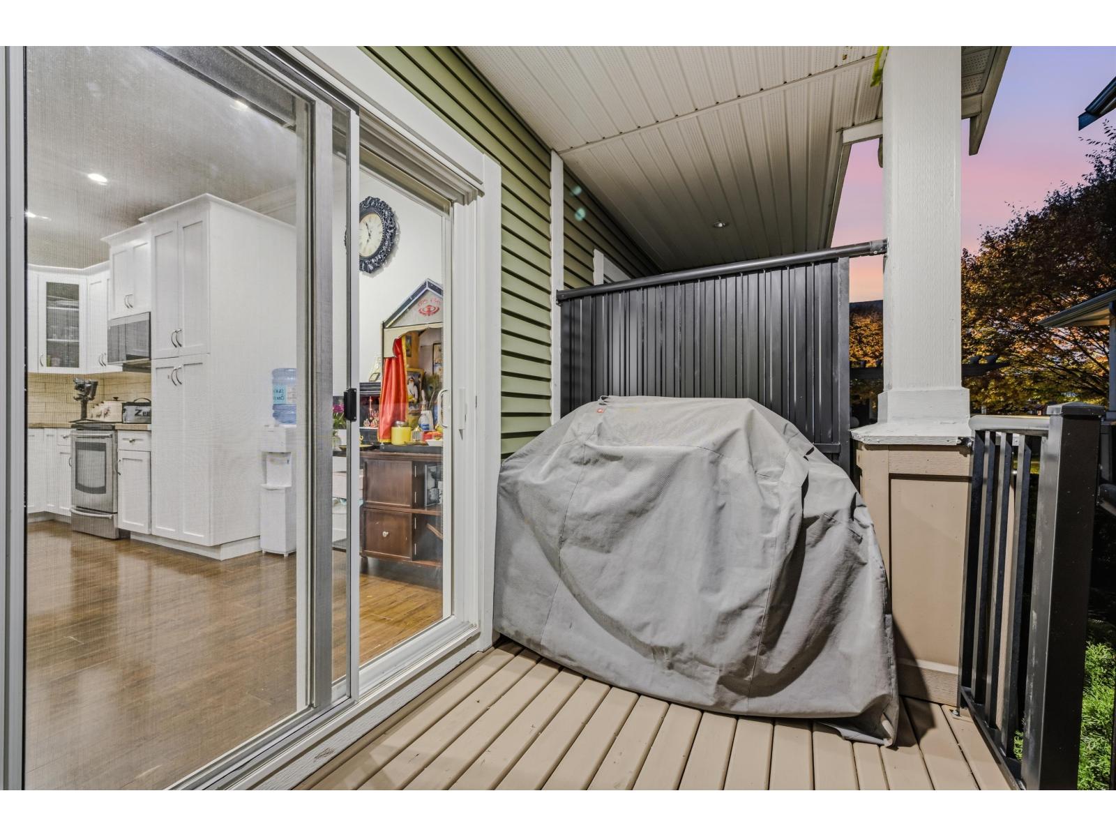 Photo of B3 19292 72A AVENUE 17