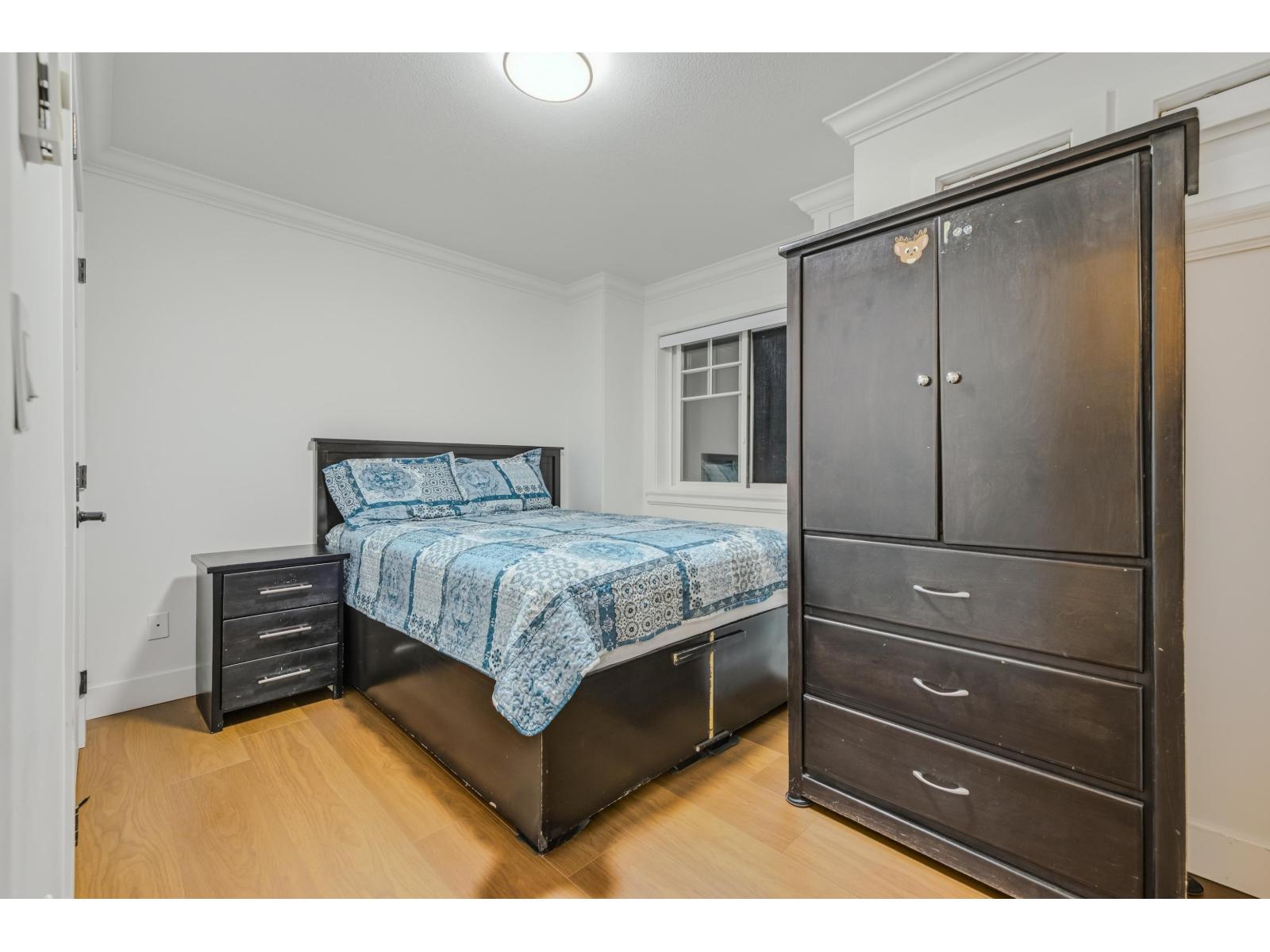 Photo of B3 19292 72A AVENUE 19
