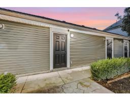 B3 19292 72a Avenue, Surrey, BC V4N5Y3 Photo 6