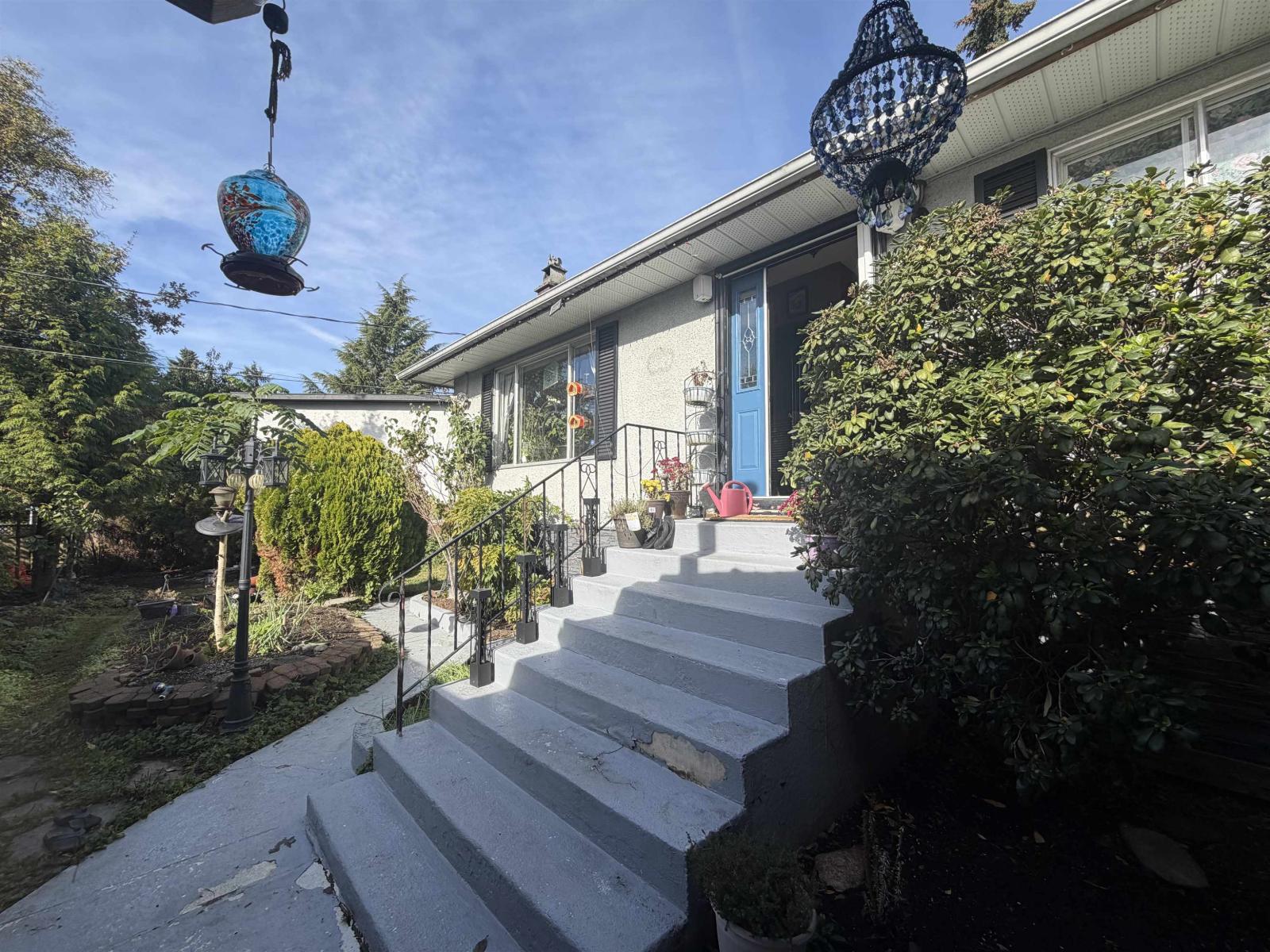 Photo of 12585 100 AVENUE 2