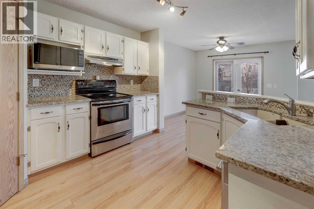 158 Saratoga Close NE, Calgary — photo 10