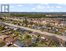 61 Herman Street, Petawawa, ON K8H3B2 Photo 24