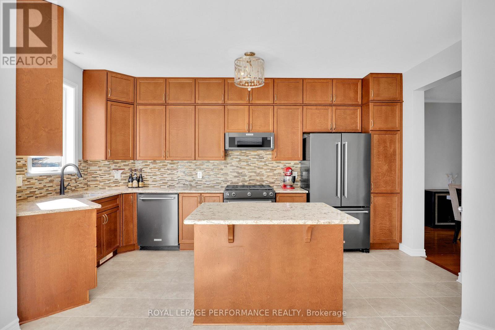 815 Slattery's Field Street