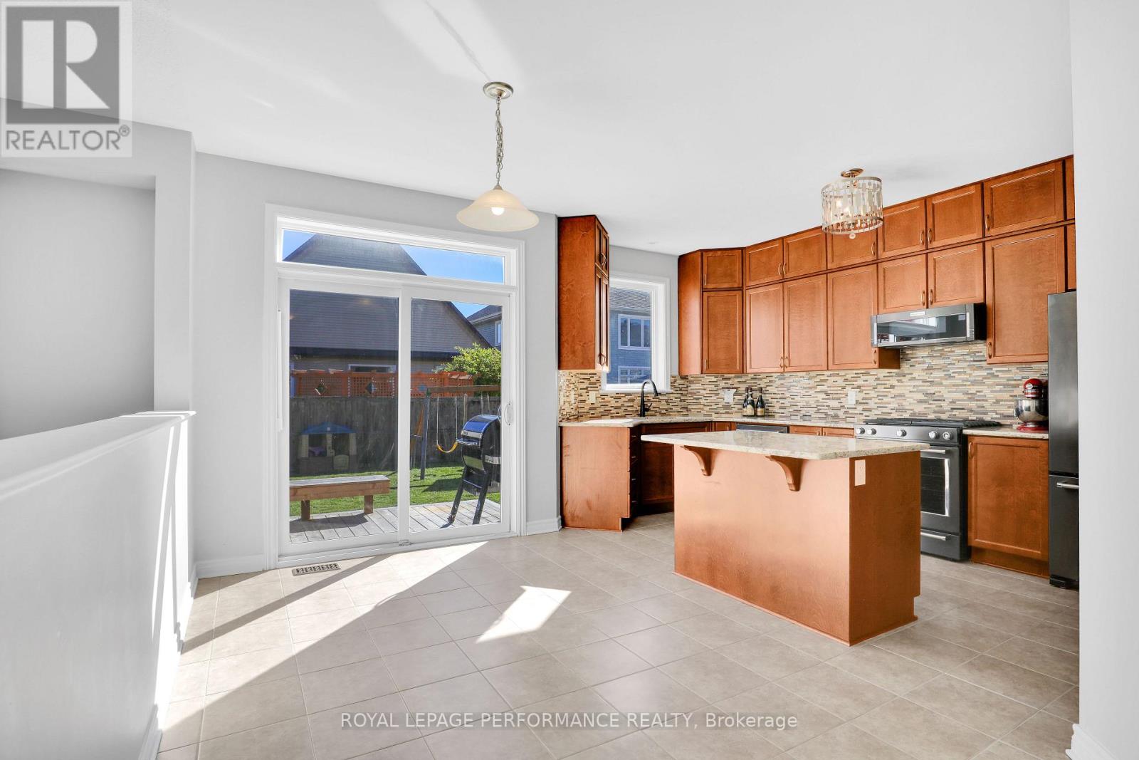 815 Slattery's Field Street