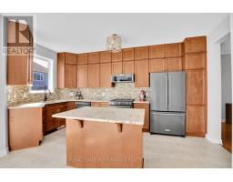 815 Slattery's Field Street, Ottawa, ON K1T0J1 Photo 12