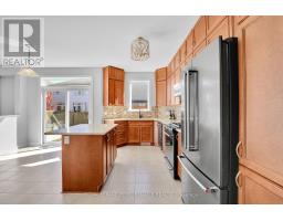 815 Slattery's Field Street, Ottawa, ON K1T0J1 Photo 13