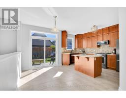 815 Slattery's Field Street, Ottawa, ON K1T0J1 Photo 9