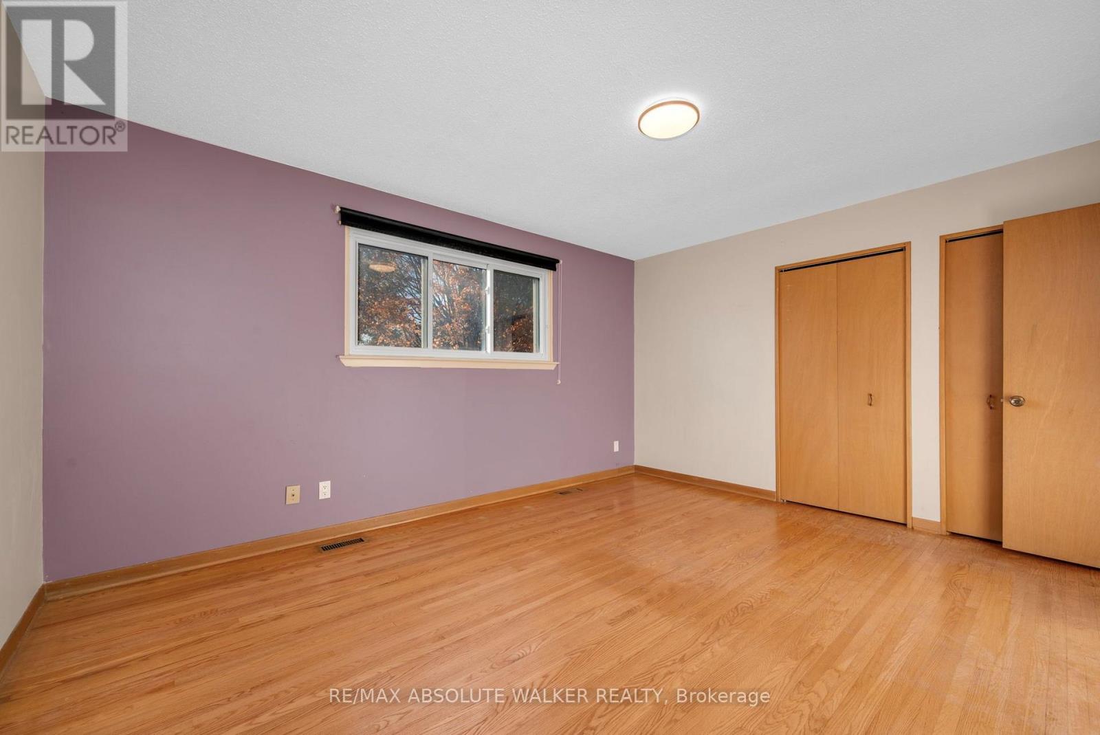 18 SILVER ASPEN CRESCENT - 20