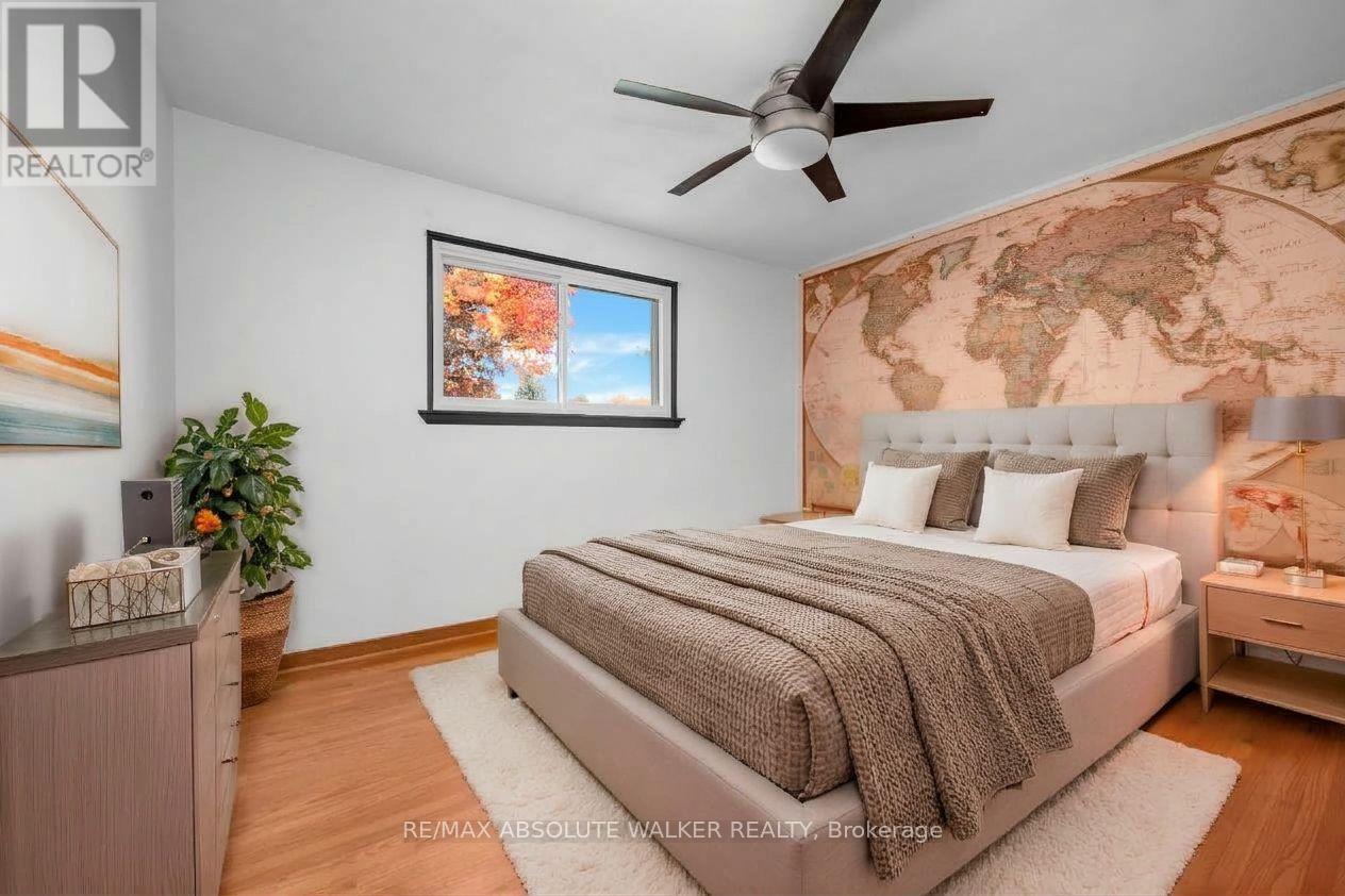 18 SILVER ASPEN CRESCENT - 25