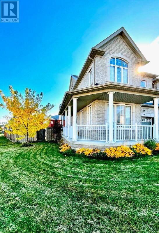 78 Napanee Street, Richmond Hill, ON photo 3