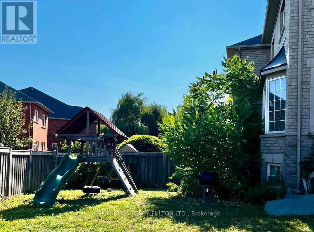78 Napanee Street, Richmond Hill, ON photo 5