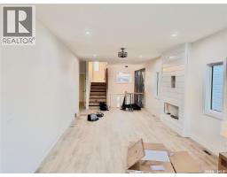 Primary Bedroom - 843 Nightingale Road, Saskatoon, SK S7L7R4 Photo 8