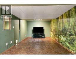 410 Bronson Crescent, Saskatoon, SK S7J5E2 Photo 32