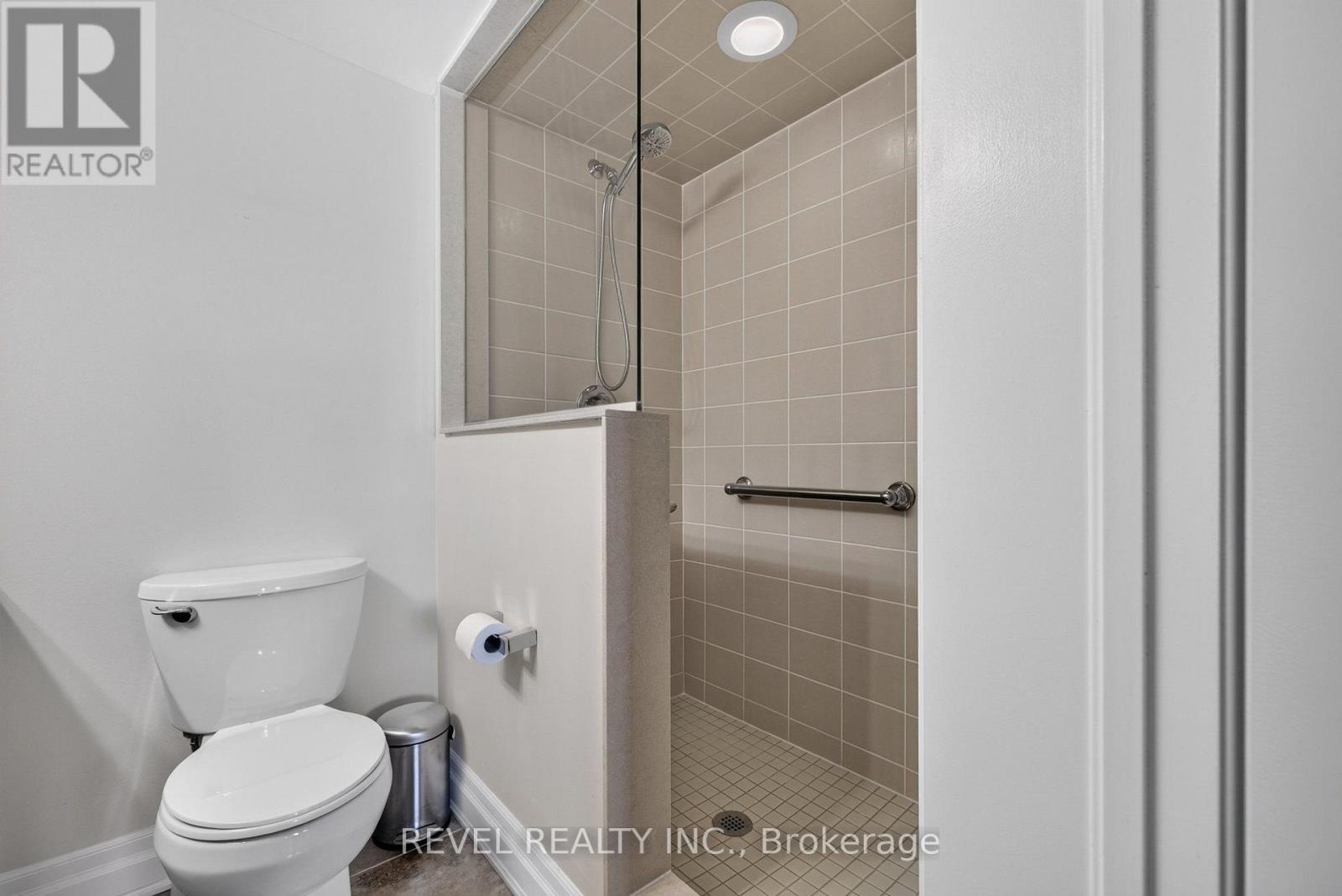 209- 1045 Nadalin Heights, Milton, ON photo 20