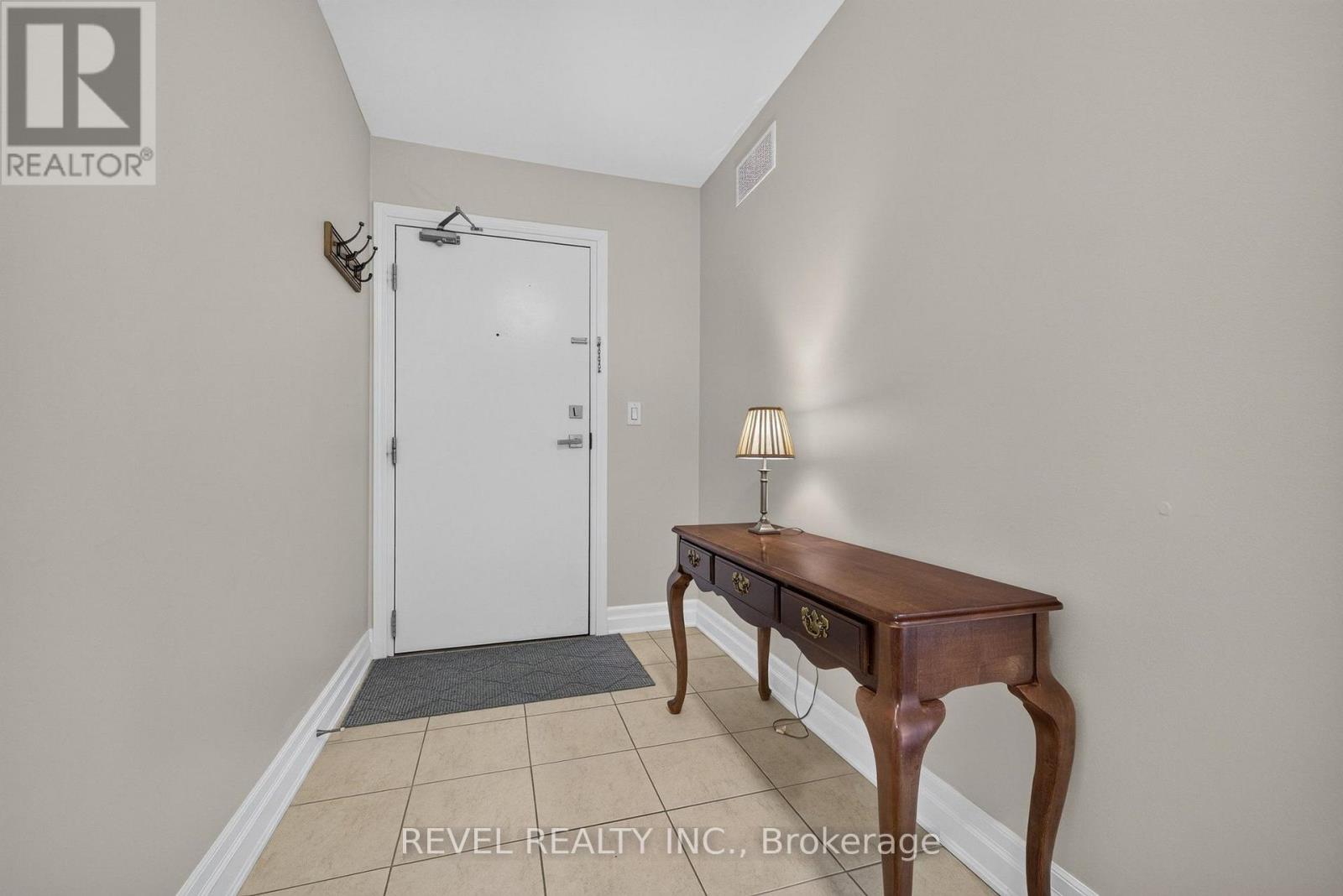 209 - 1045 NADALIN HEIGHTS, Milton (WI Willmott) — photo 4