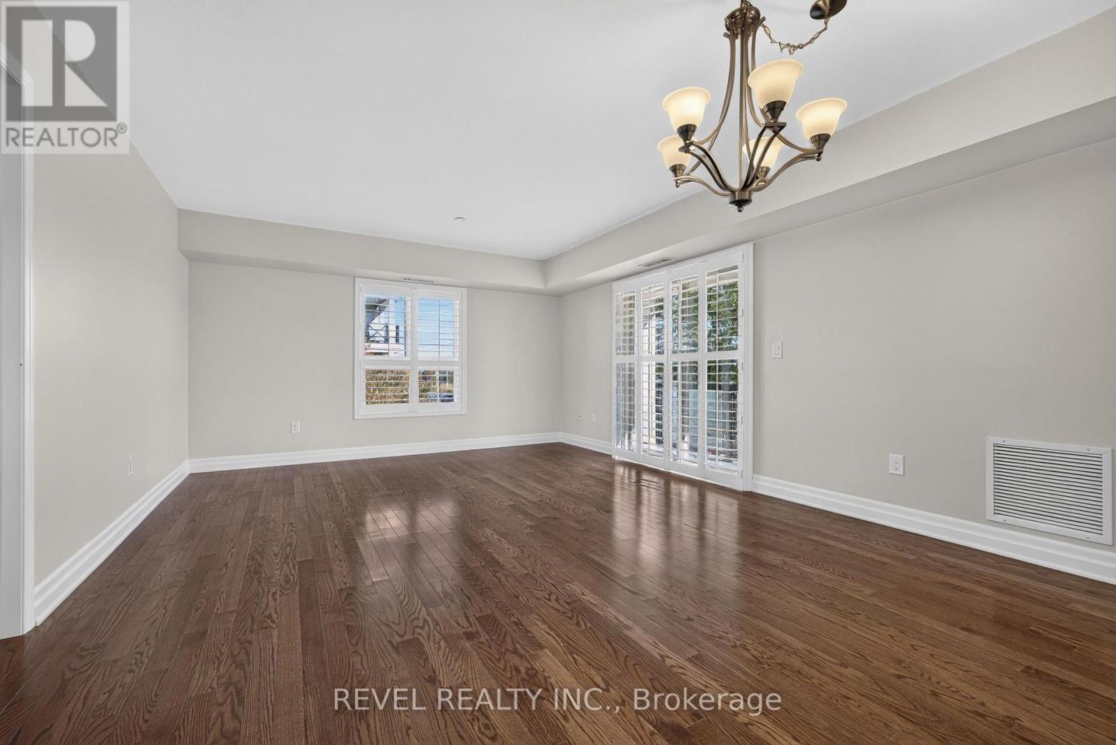 209 - 1045 NADALIN HEIGHTS, Milton (WI Willmott) — photo 6