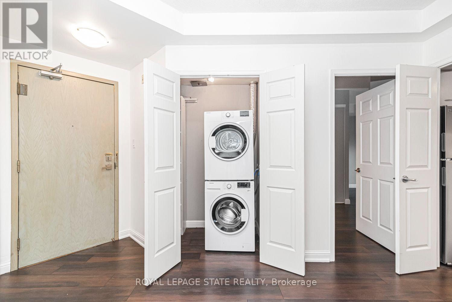 #403 430 PEARL STREET - 26
