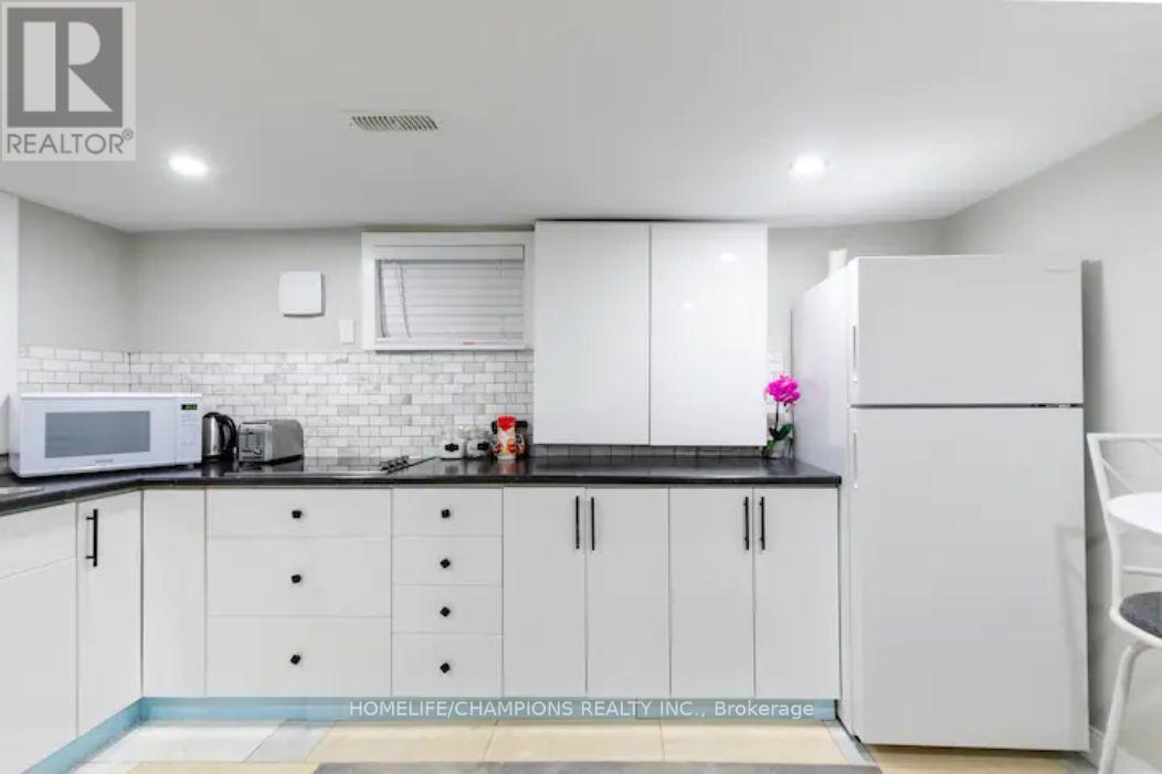 BSMT - 112 SPRINGHURST AVENUE, Toronto (South Parkdale) — photo 6