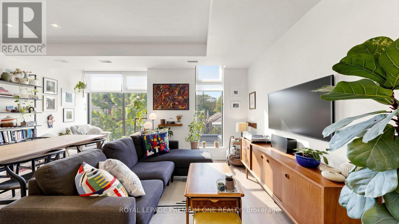 203- 441 Jane Street, Toronto, ON photo 16