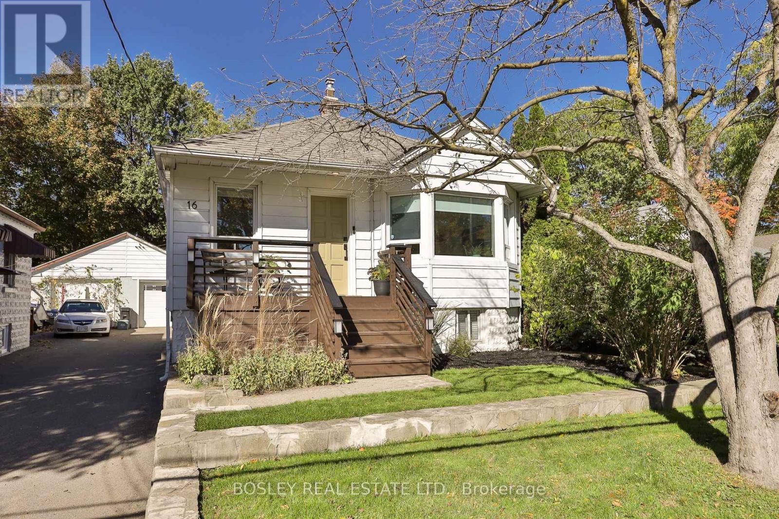 Photo of 16 Delroy Drive