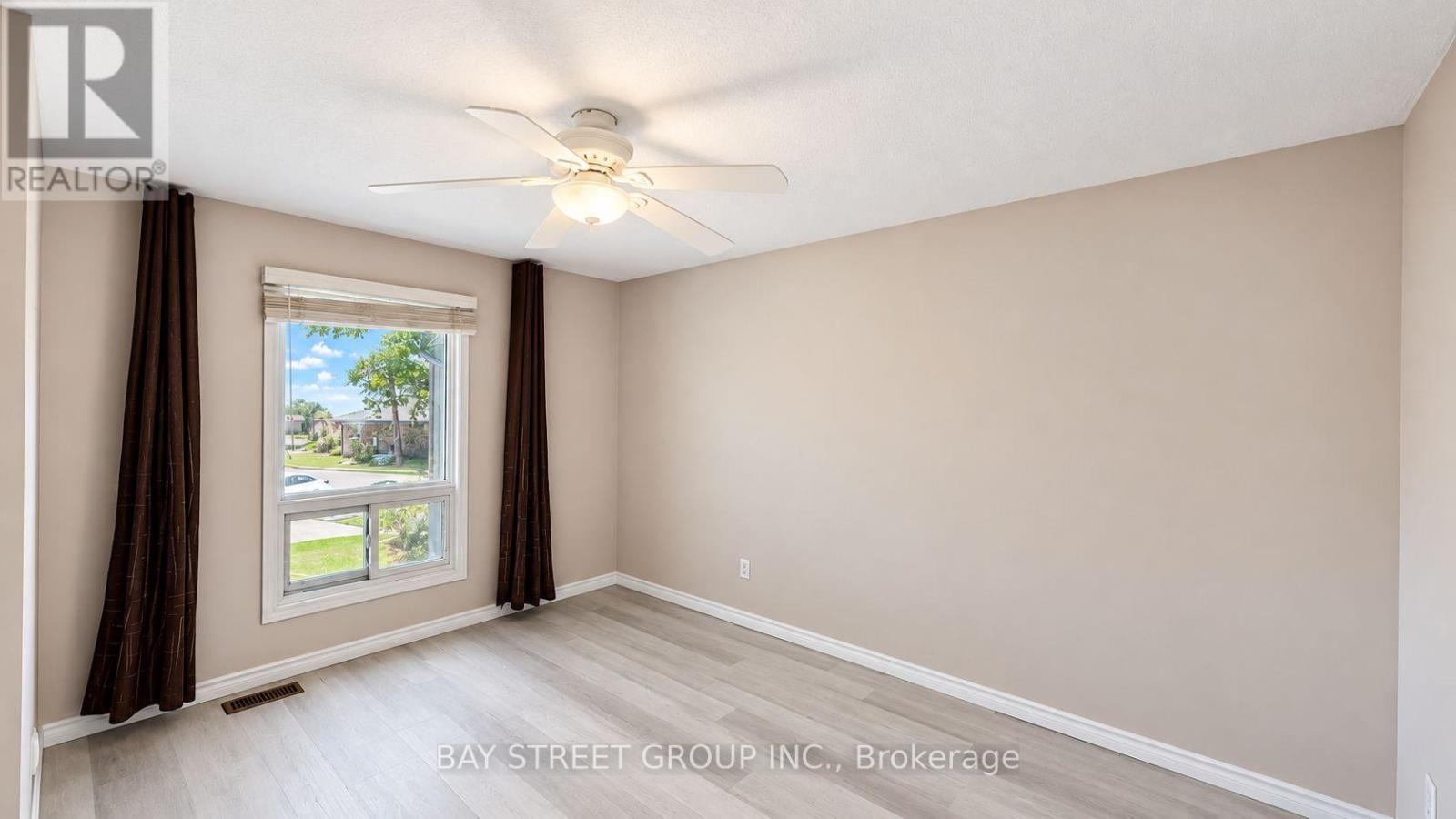43 - 302 VINE STREET, St. Catharines (Carlton/Bunting) — photo 11