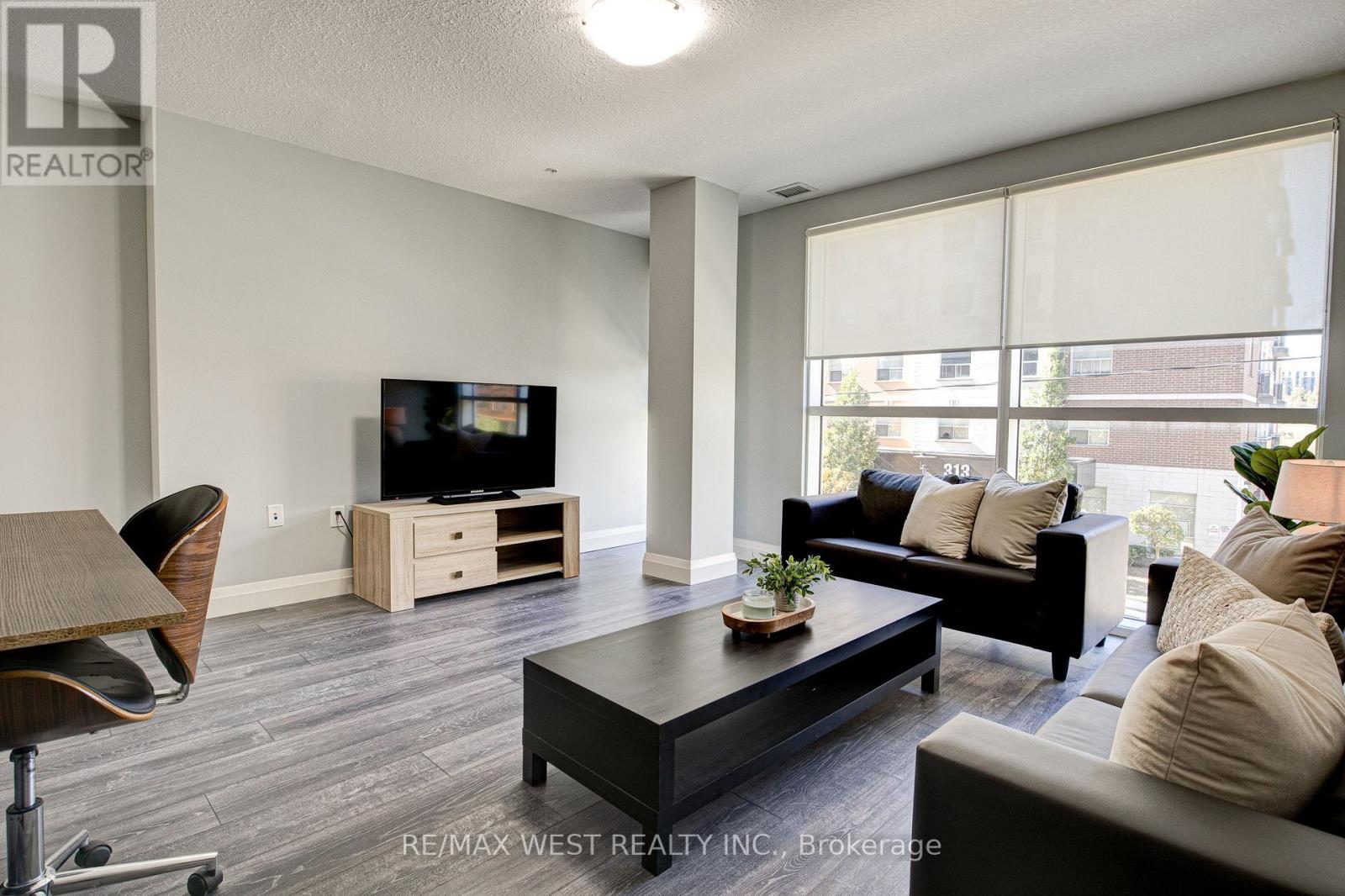 215- 318 Spruce Street, Waterloo, ON photo 20