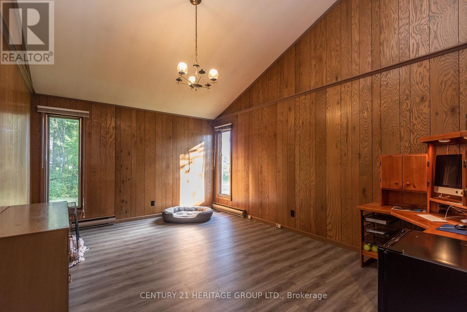 33712 HIGHWAY 17 W - 32