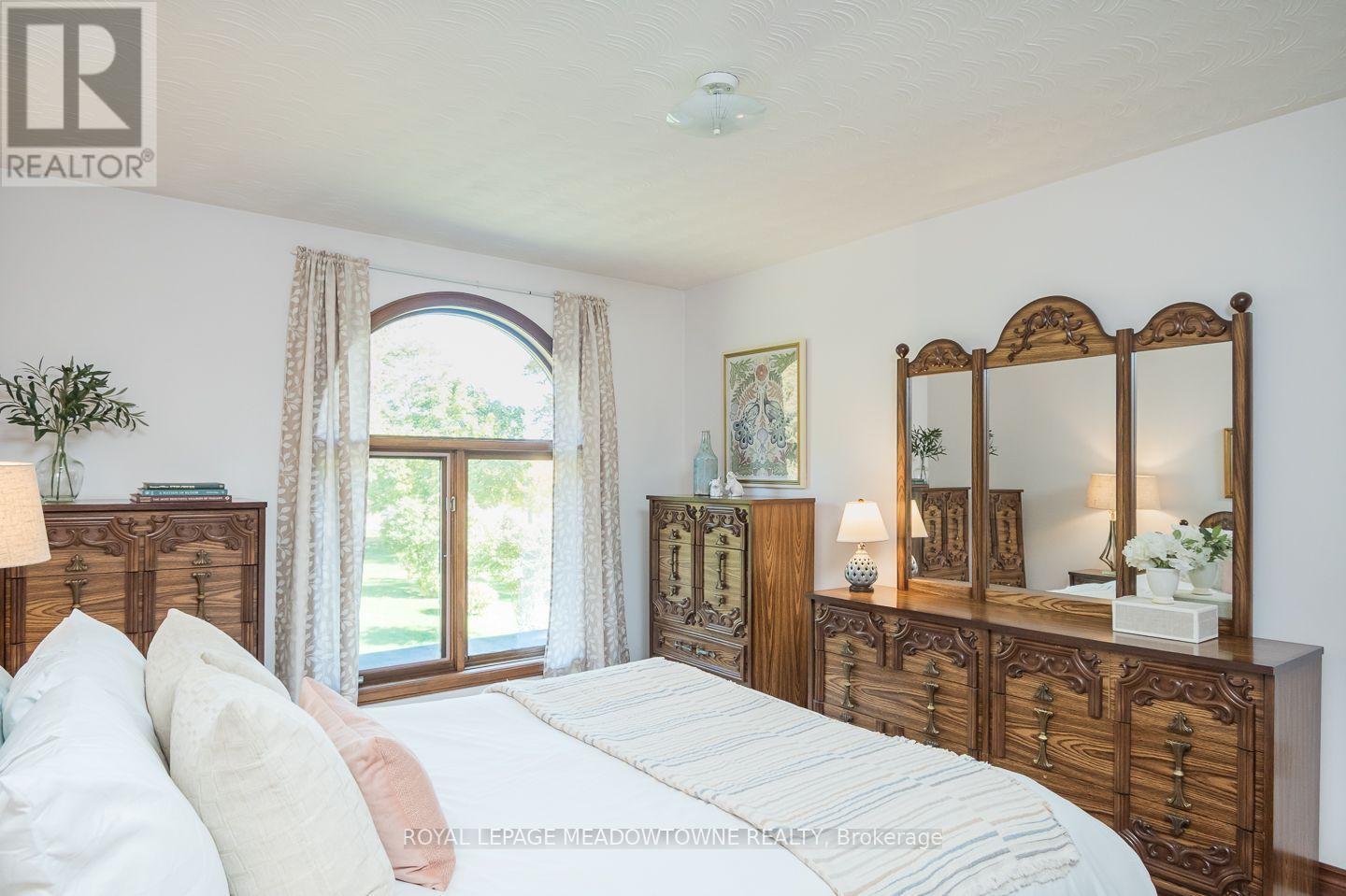 805 Centre Road, Hamilton, ON photo 27