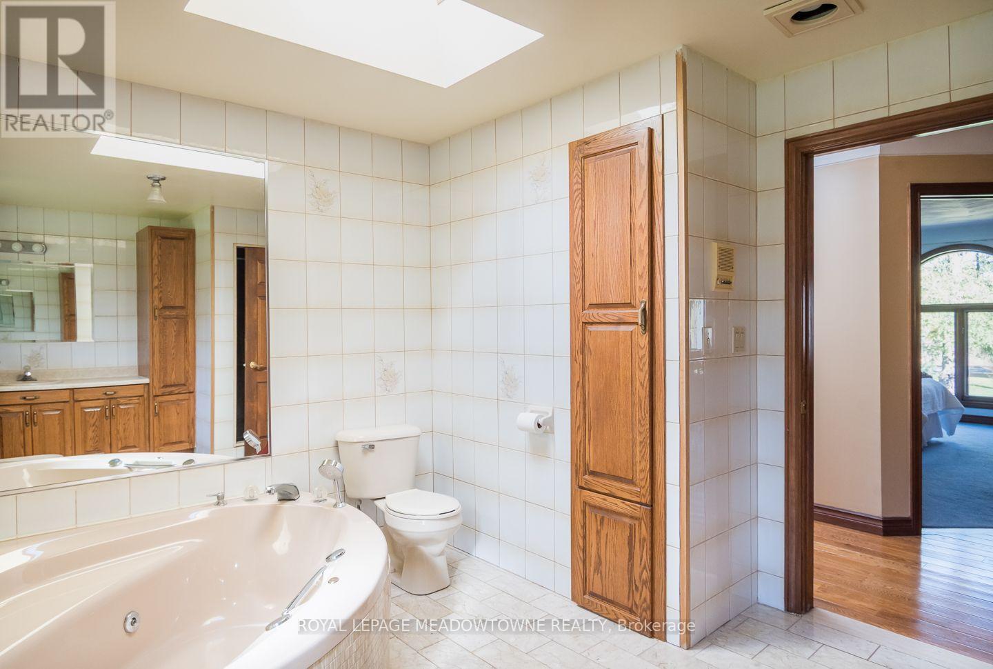 805 Centre Road, Hamilton, ON photo 30