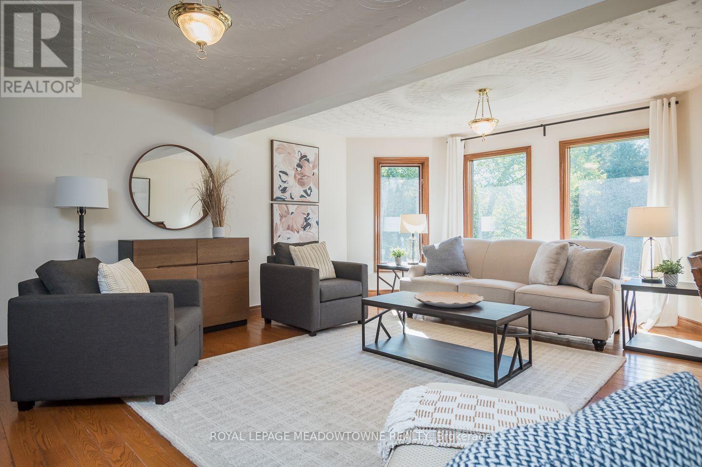 805 Centre Road, Hamilton, ON photo 32