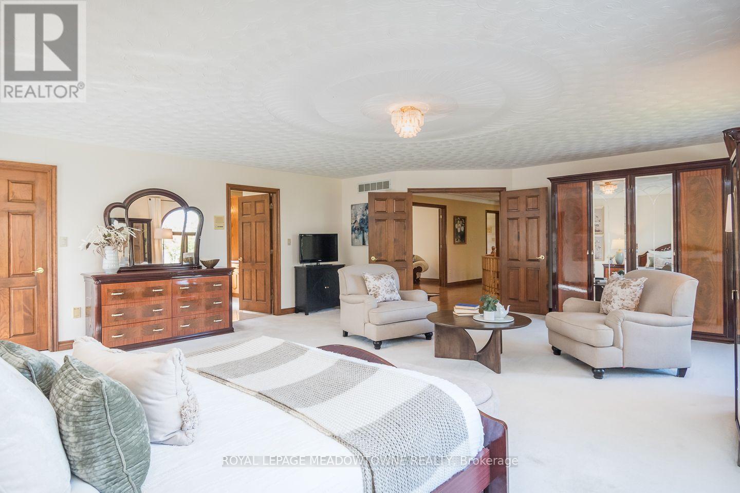 805 Centre Road, Hamilton, ON photo 35