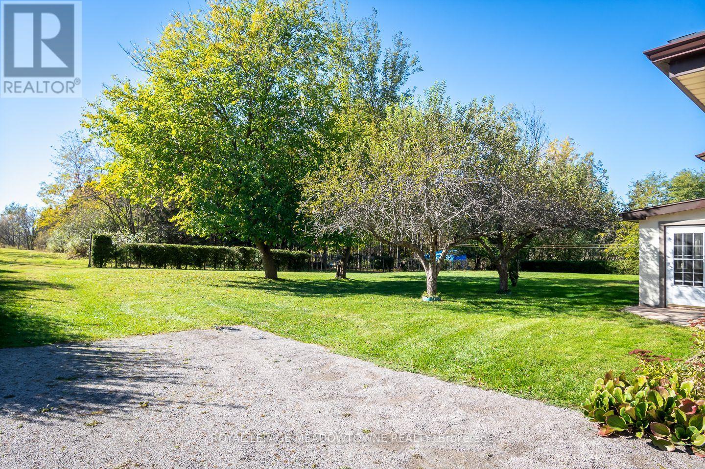 805 Centre Road, Hamilton, ON photo 40