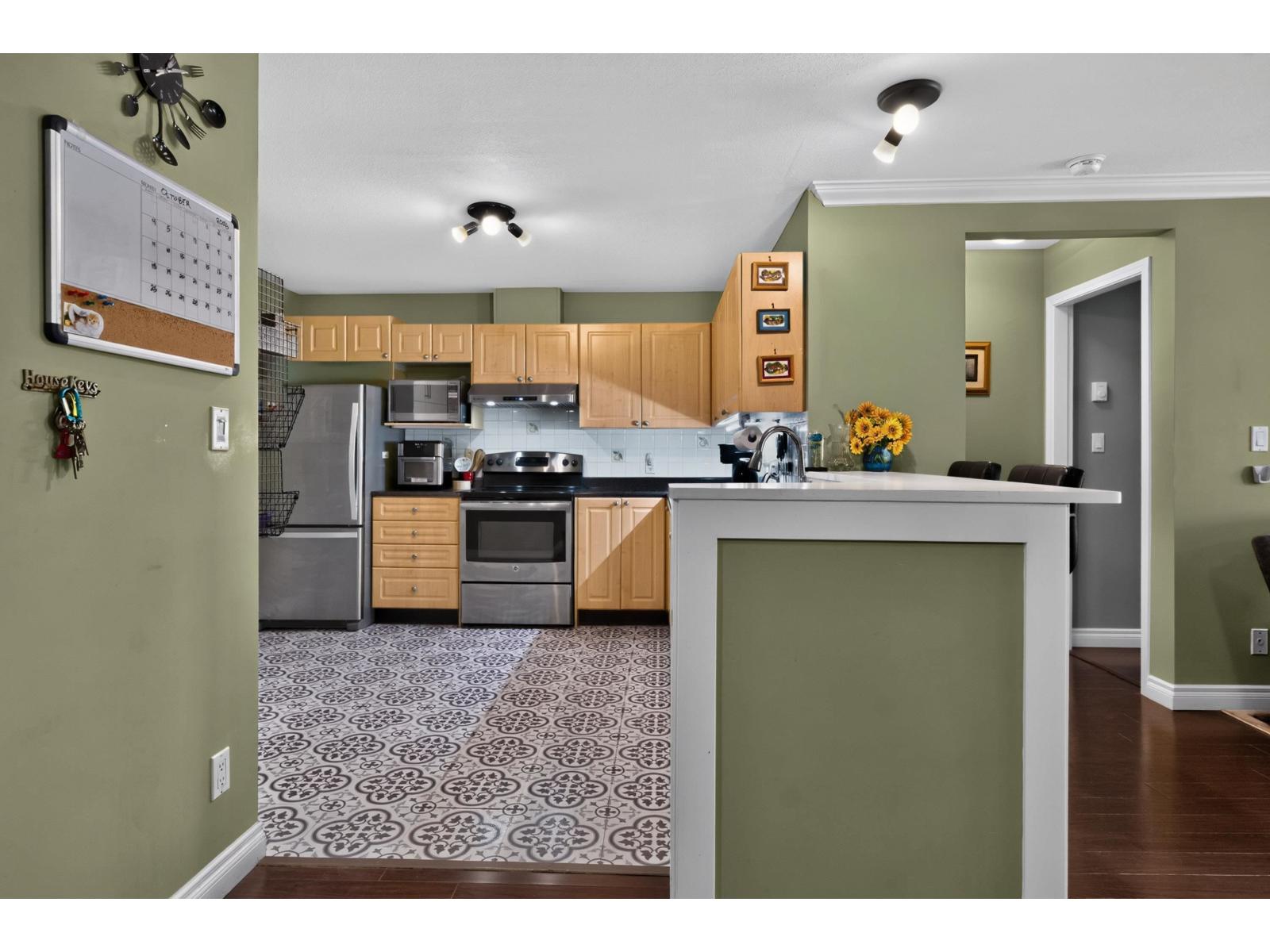 Photo of 202 10130 139 STREET 5