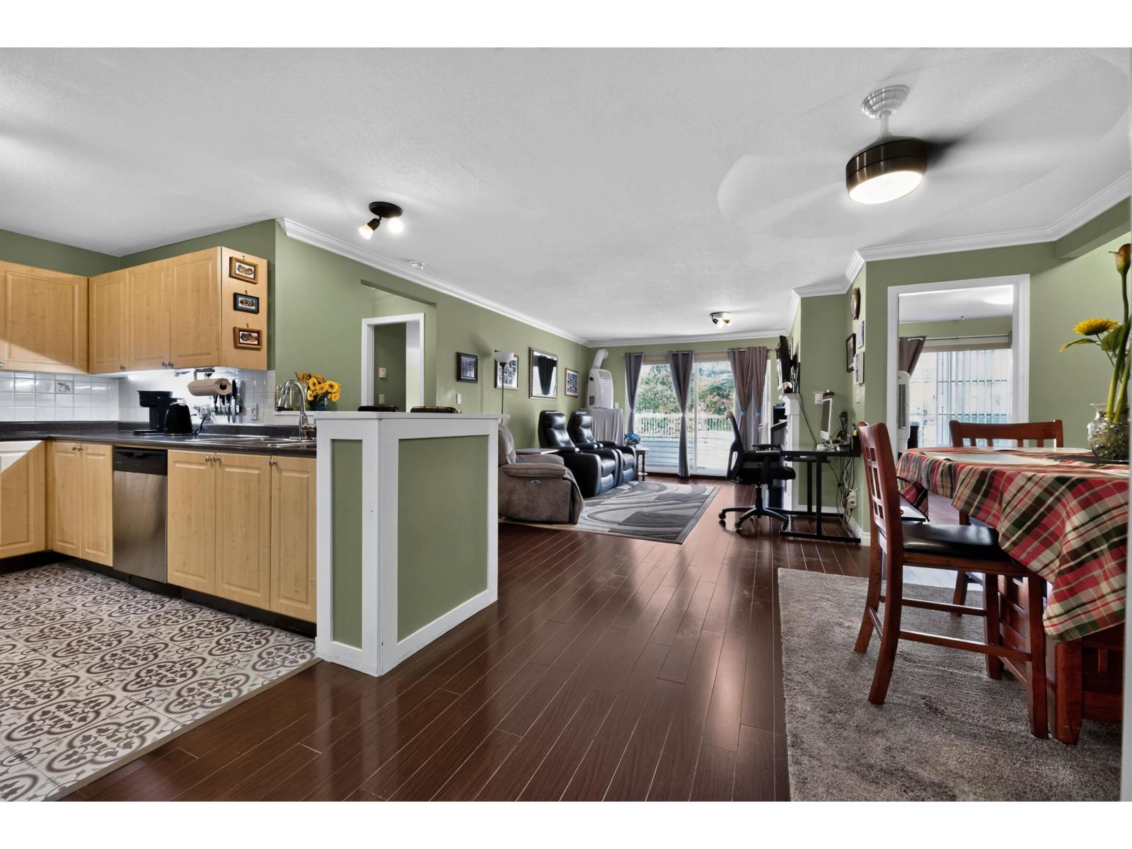 Photo of 202 10130 139 STREET 7