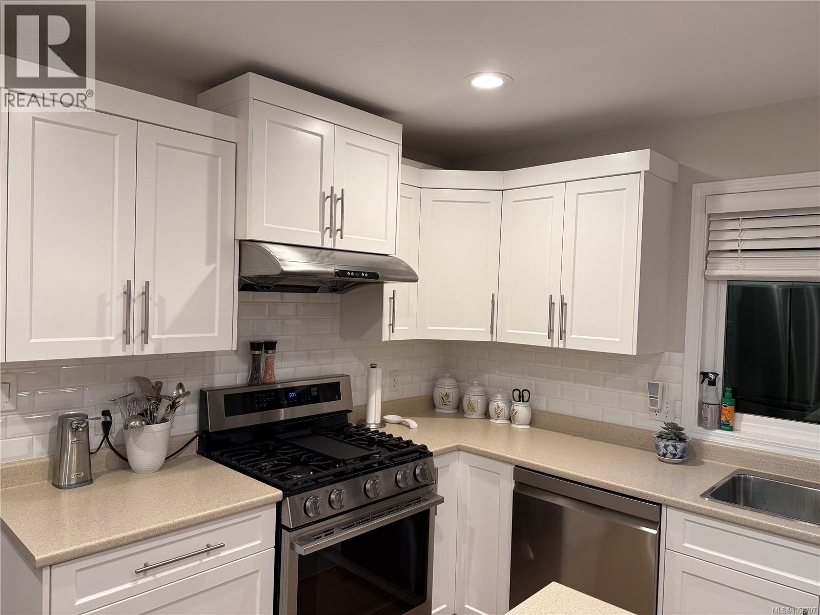 5993 Trillium Way - 2