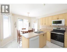 4pc Bathroom - 7 Falconridge Drive, Hamilton, ON L9B2P2 Photo 9