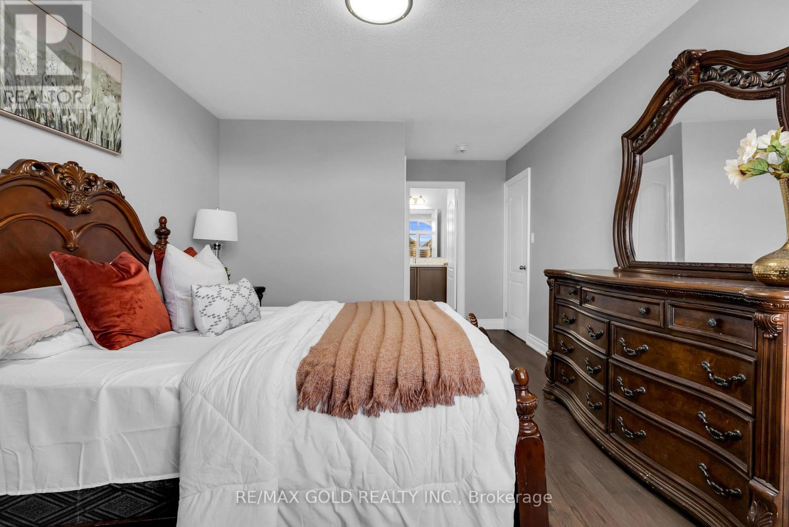 7 Vetch Street, Brampton, ON photo 39