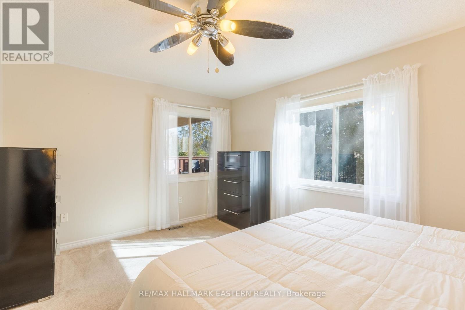 10 Springbank Road, Kawartha Lakes, ON photo 18