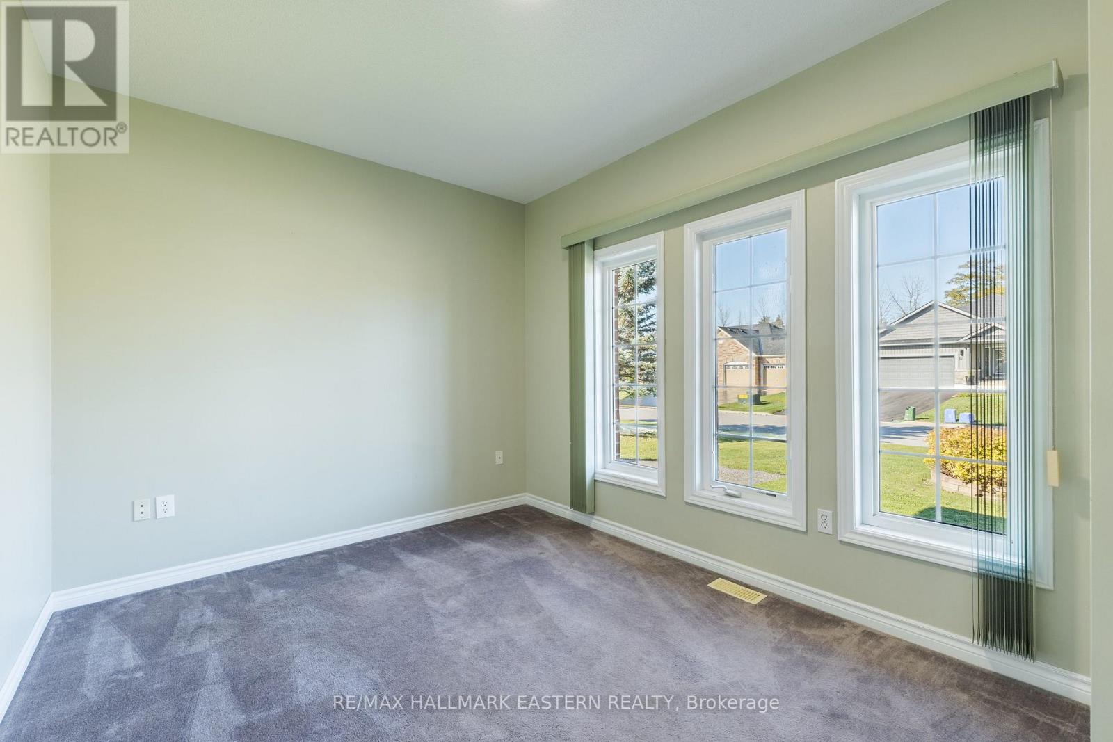 10 Springbank Road, Kawartha Lakes, ON photo 27